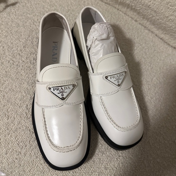 Prada White Leather Logo Penny Loafers - Picture 5 of 7